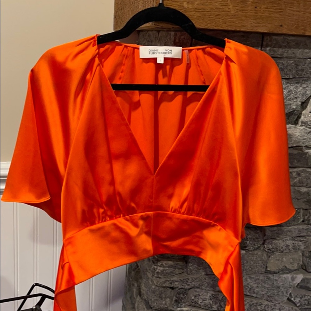 DVF top never worn